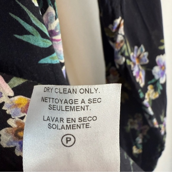 Velvet Black Floral Blouse WornOnTV: Size L - Picture 11 of 16